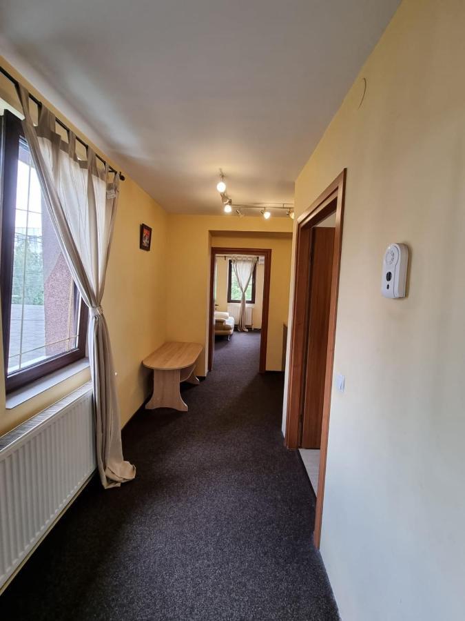 Apartmán Casa Romana Ploieşti Exteriér fotografie