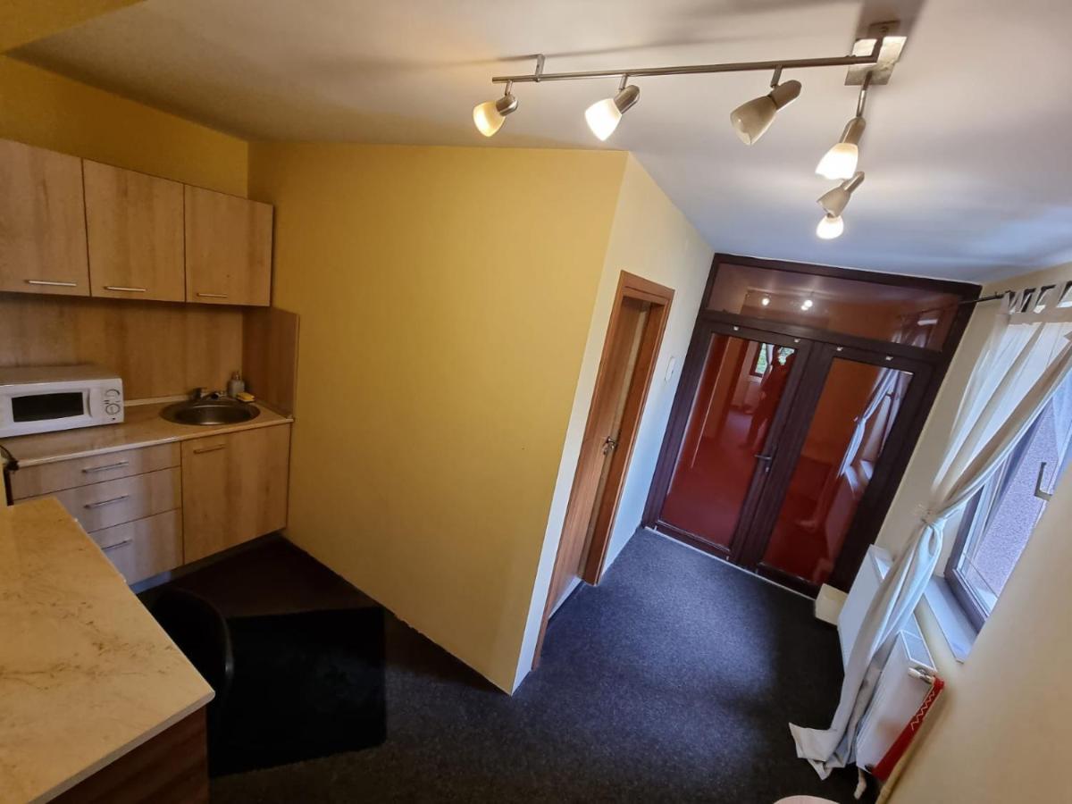 Apartmán Casa Romana Ploieşti Exteriér fotografie