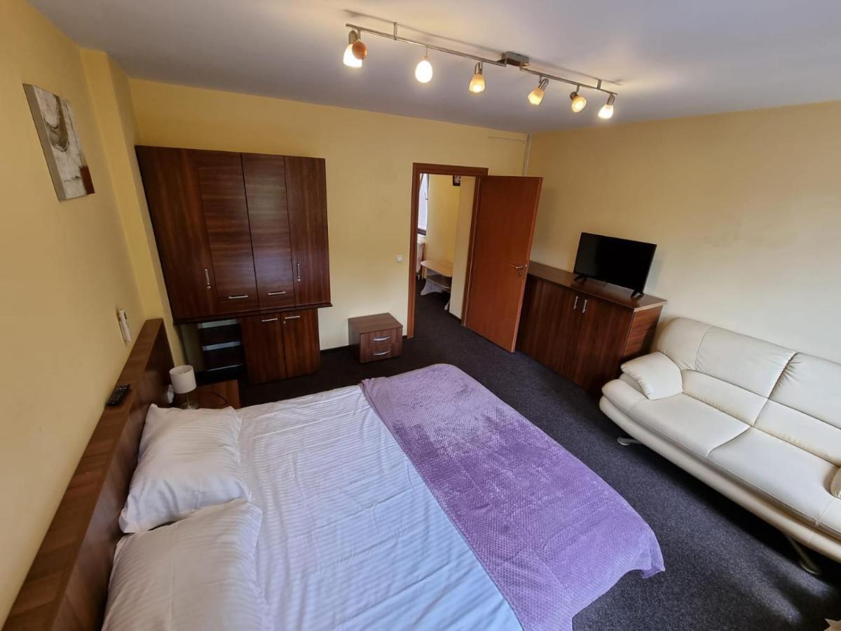 Apartmán Casa Romana Ploieşti Exteriér fotografie